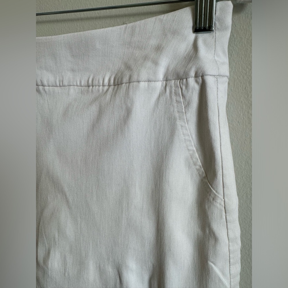 IZOD Golf Women’s White Pull-on Stretch Skort Size 6 - Picture 2 of 7